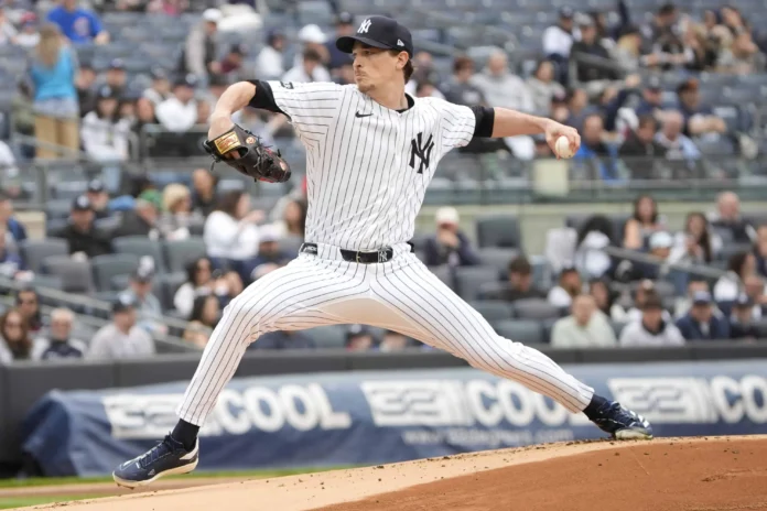 Max Fried avanza en su rehabilitación médica.