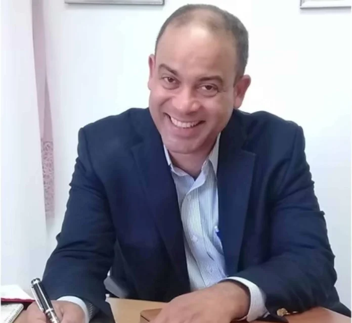 Médico arrestado tras muerte por inyección.