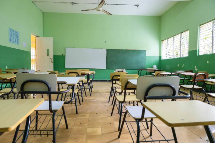 Baja natalidad en RD afecta educación futura