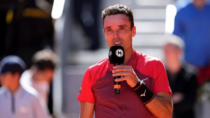 Roberto Bautista anuncia su retiro del tenis.
