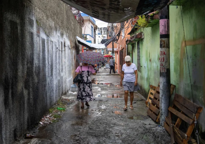 Callejones de Santo Domingo y convivencia vecinal.