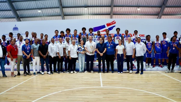 Centro Educativo Pedro Mir campeón baloncesto 2026