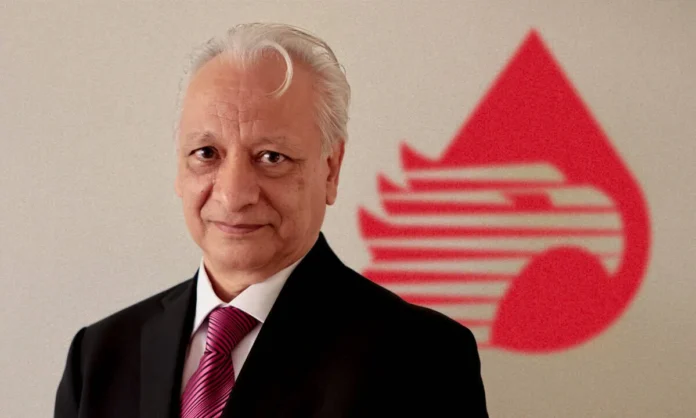 Detención de exjefe de Pemex por violencia.