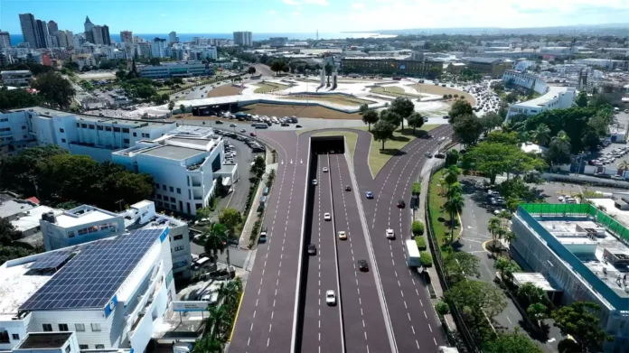 Inauguración del túnel en la Plaza de la Bandera