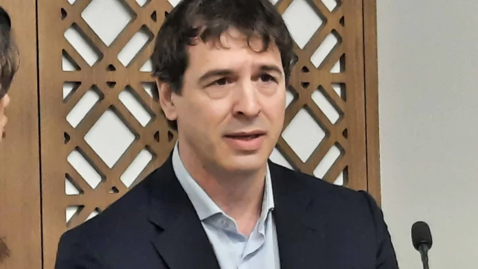 Hermano de Pedro Sánchez inhabilitado por prevaricación.