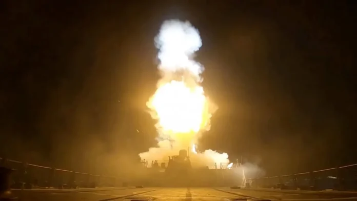 Bombardeos aéreos de EE.UU. contra Irán.