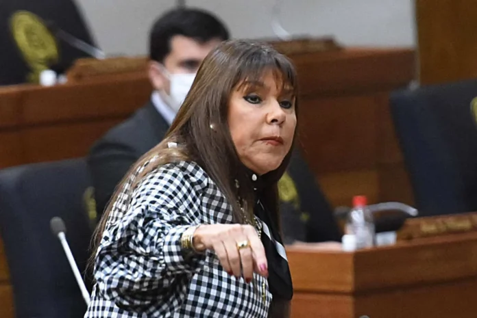 Gobierno de Paraguay rechaza racismo hacia Mbappé