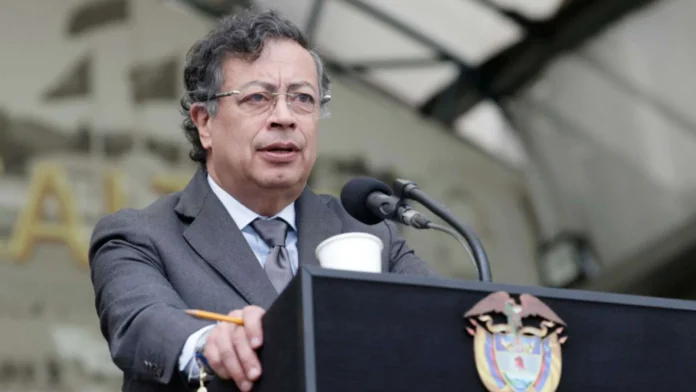 Movilización en Colombia por reformas de Petro