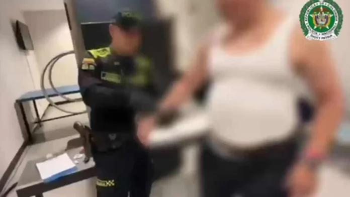 Detenido falso piloto con cocaína en Bogotá