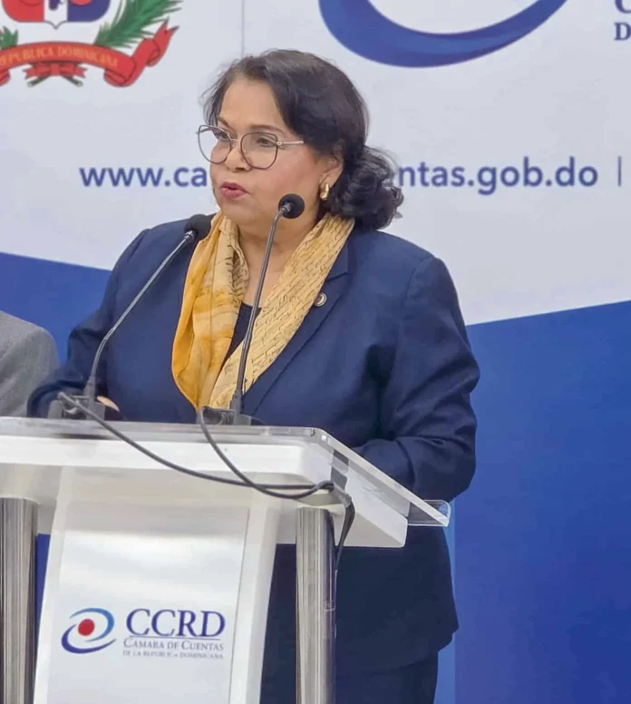 Funcionarios municipales incumplen declaración de bienes.