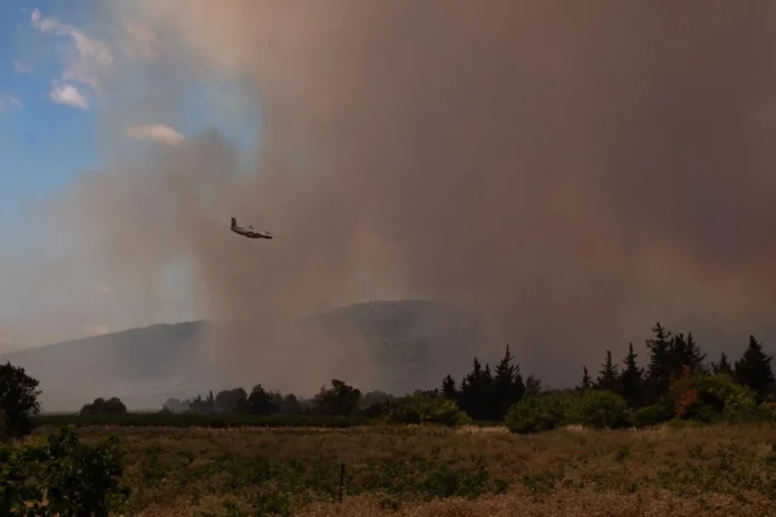 Evacuación por incendio en el sur de Francia