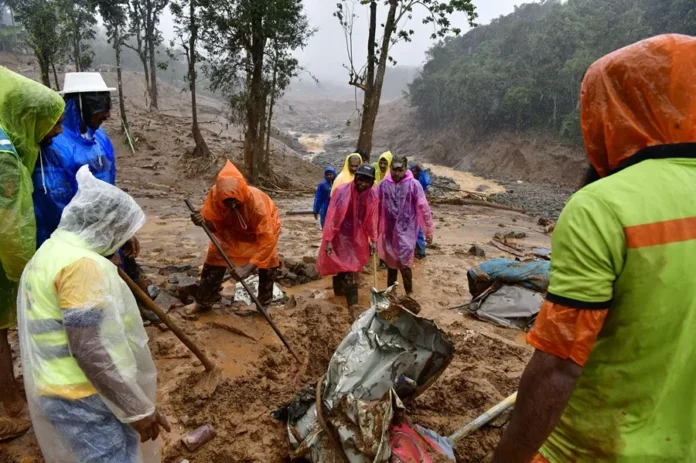 Alud en Kerala causa tragedia y desaparecidos.
