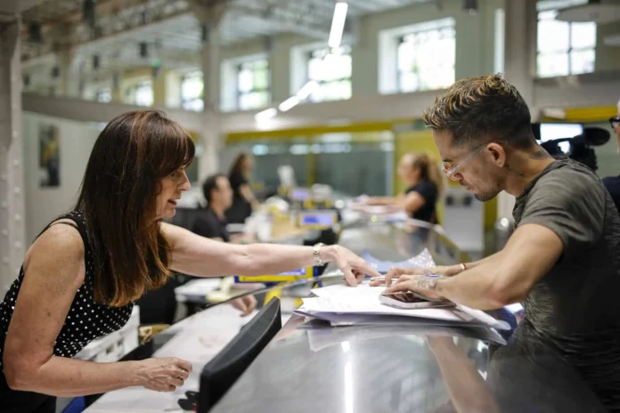 Regularización de migrantes en España 2023