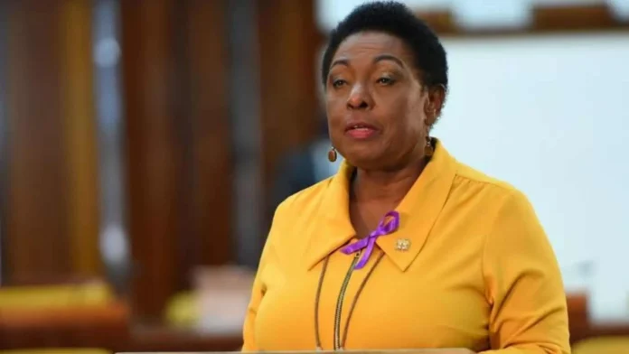 Jamaica solicita reparaciones por esclavitud a Carlos III.