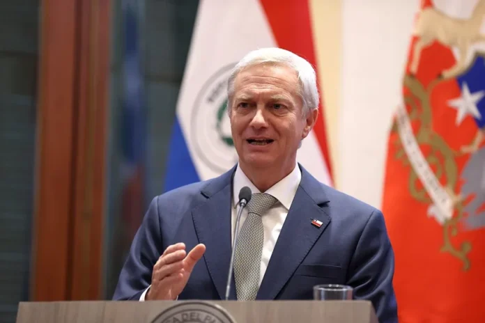 Presidente de Chile llama a unidad regional.