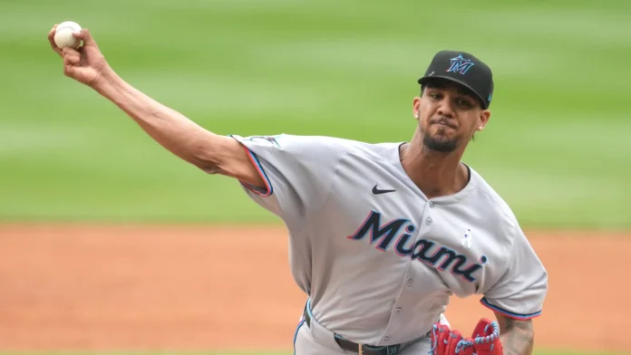 Eury Pérez lanza casi juego perfecto.