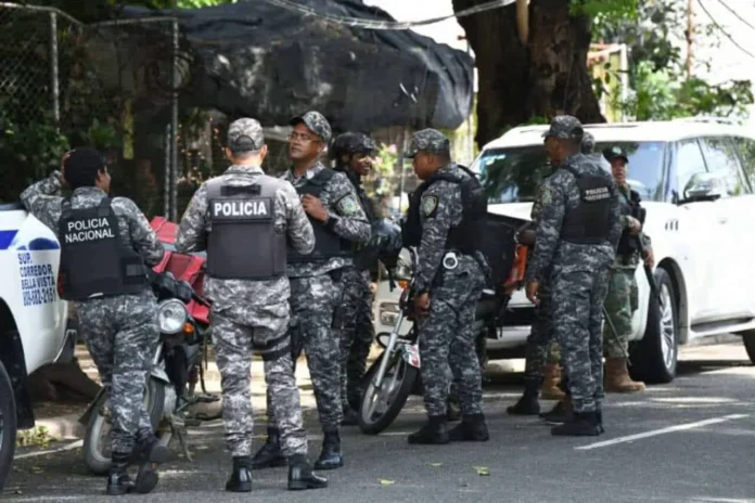 Reforma policial prohíbe tocamientos indebidos