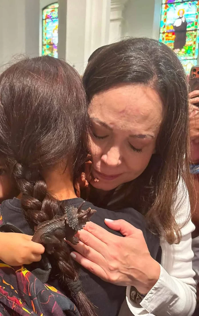María Corina Machado en misa en Panamá