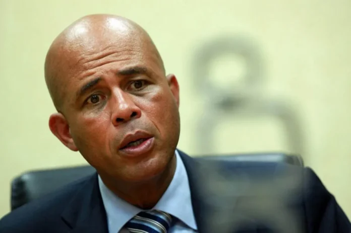 Michel Martelly llega a Haití para citación.