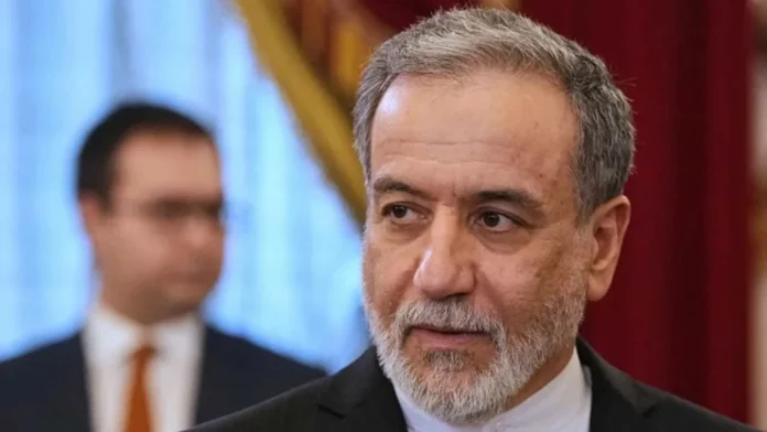 Ministro iraní discute Ormuz en Omán.