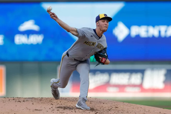 Jacob Misiorowski lanzando en la MLB.