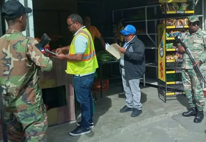 Operativo contra fraude eléctrico en Azua.