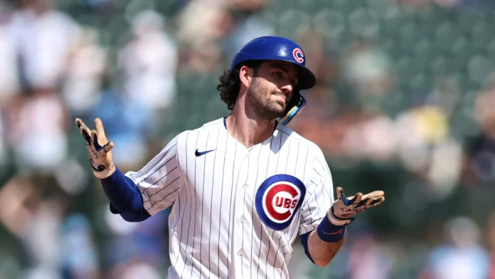 Dansby Swanson conecta tres jonrones