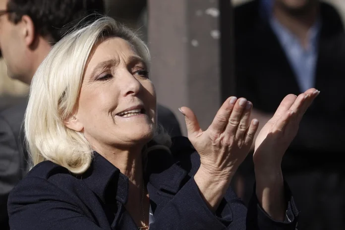 Marine Le Pen anuncia su candidatura presidencial.