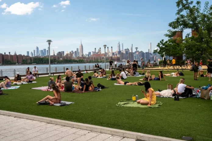 Nueva York enfrenta ola de calor extremo.