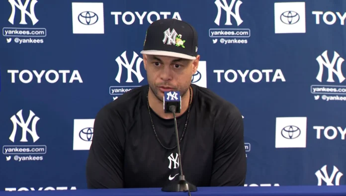 Giancarlo Stanton durante entrenamiento con Yankees.