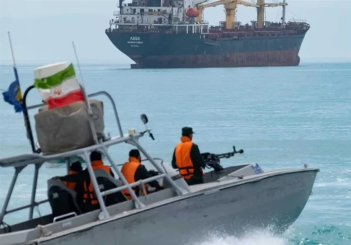 Trump elimina tasa para barcos en Ormuz