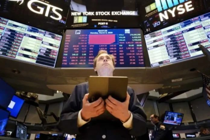 Wall Street cierra en rojo por Irán