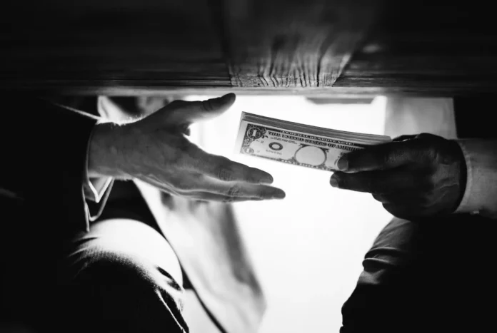 Corrupción en la democracia dominicana actual.