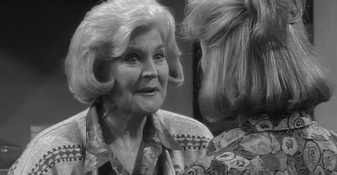 Fallece Betty McGuire, actriz de 100 años.