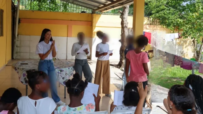 Teatro infantil transforma vidas con amor.