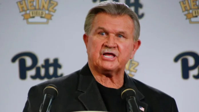 Mike Ditka, leyenda de los Chicago Bears.