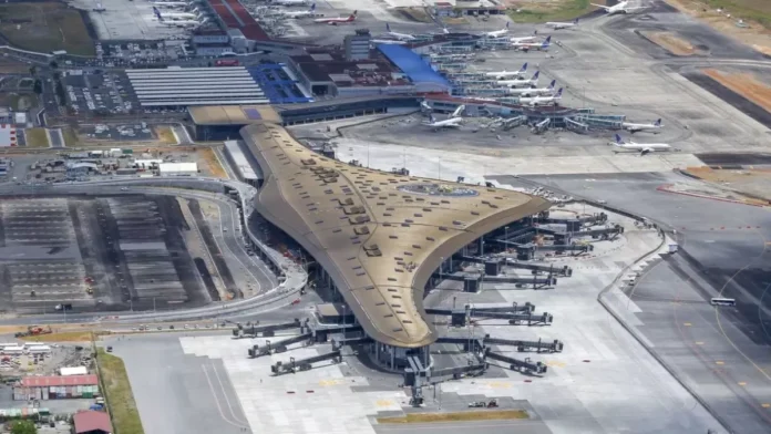 Aeropuerto de Tocumen reanuda vuelos tras sismo.