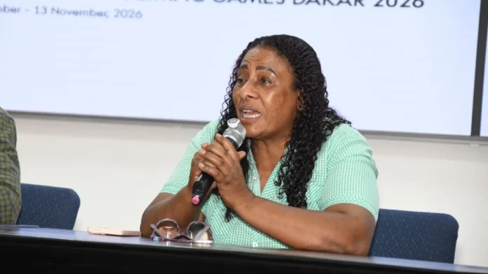 Dulce María Piña en Comisión Mujer Deporte