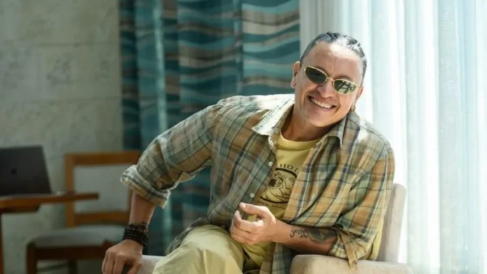 Elvis Crespo habla sobre artistas actuales.