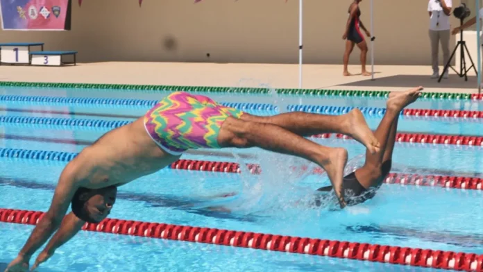 Academia Aérea gana medallas en natación.