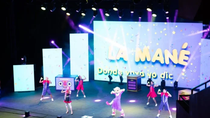 Luli Pampín en el Teatro Nacional.