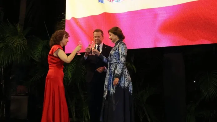 Celebración del Día de la Hispanidad en Dominicana