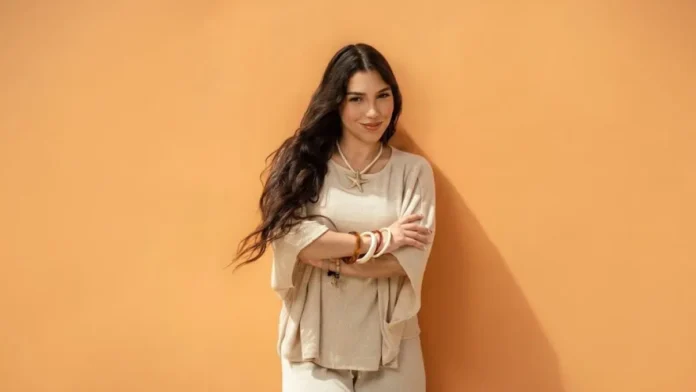 Diana Vargas de García lanza 