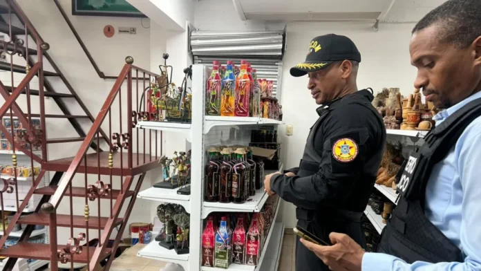 Allanamientos en Higüey, productos ilegales decomisados.