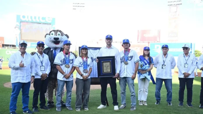 Ceremonia inaugural Tigres del Licey 2026