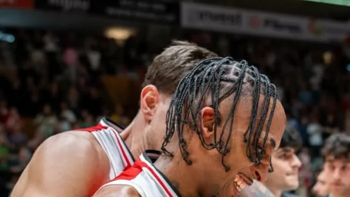 Jassel Pérez, MVP tras anotar 40 puntos.