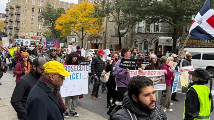 Marcha en Alto Manhattan contra ICE.
