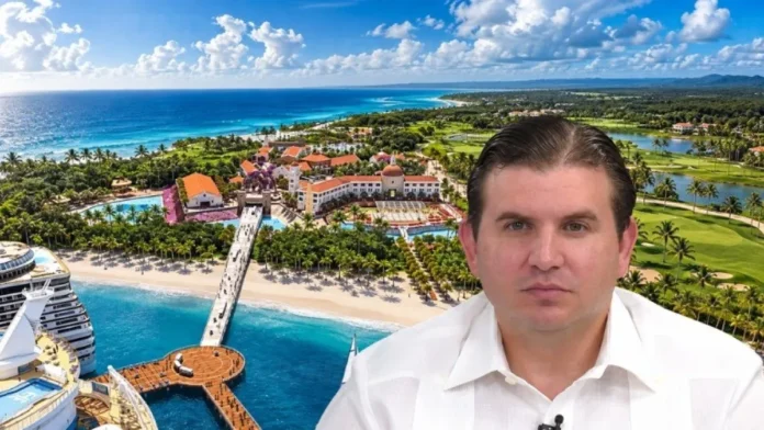 Construcción de hotel y golf en 2028