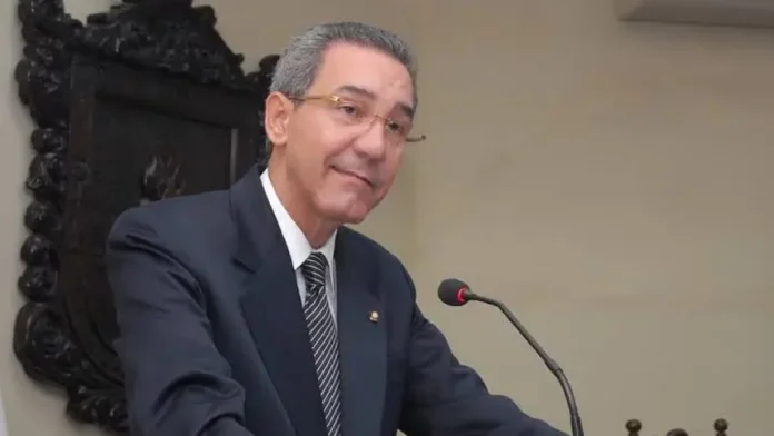 UASD ajusta carreras a demanda laboral