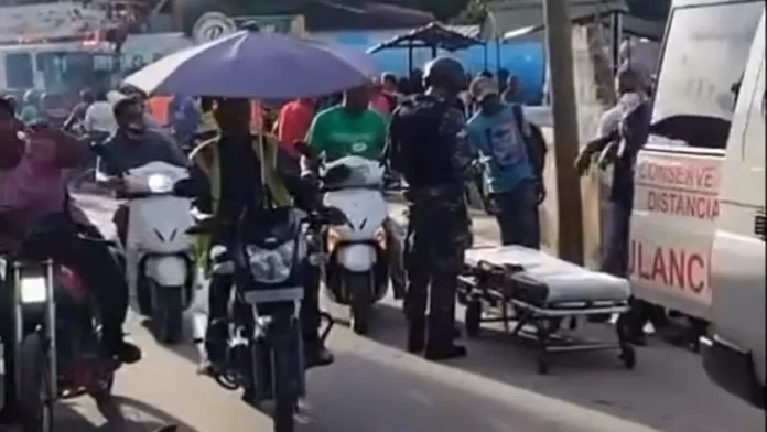 Niña atropellada por camión en Barahona.